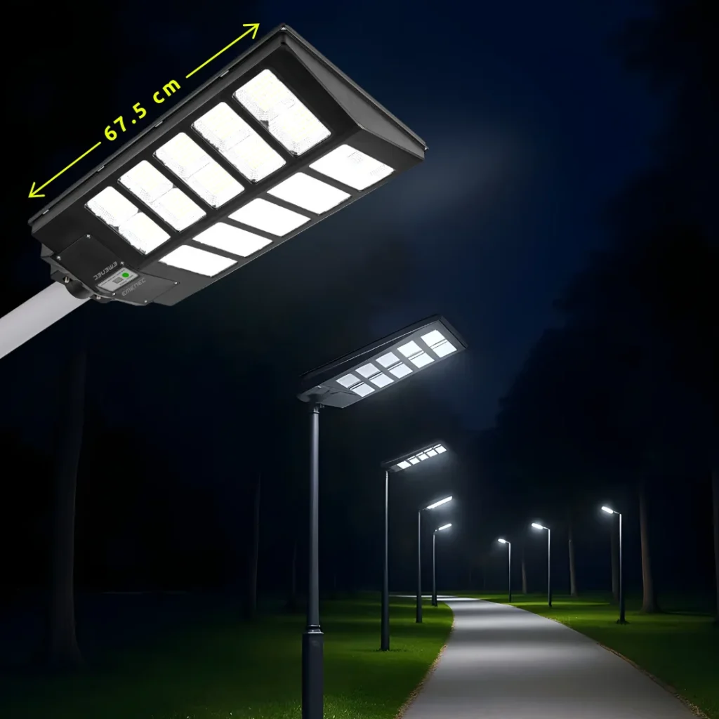 Bir dizi LED sokak lambası geceleri kavisli bir yolu aydınlatır; en yakın ışığın etiketlenmiş genişliği 67,5 cm'dir.